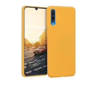 Étui Samsung A70 – Protection Complète pour Votre Smartphone Offrez à votre Samsung Galaxy A70 une protection fiable et élégante grâce à cet étui en silicone. Conçu pour protéger votre smartphone contre les rayures, les chocs, les chutes accidentelles, la poussière et la saleté, cet étui garantit une sécurité optimale pour votre appareil. Caractéristiques principales : Protection renforcée contre les impacts et les frottements. Matériau durable et résistant pour éviter les égratignures. Anti-poussière et anti-saleté, parfait pour une utilisation quotidienne. Absorbe efficacement les chocs en cas de chute. Design attrayant, disponible en couleur orange éclatant pour un look moderne. Ajoutez une touche de style tout en préservant votre téléphone dans des conditions parfaites avec cet étui fonctionnel et esthétique. C'est l'accessoire incontournable pour protéger votre Samsung Galaxy A70 tout en affirmant votre personnalité.